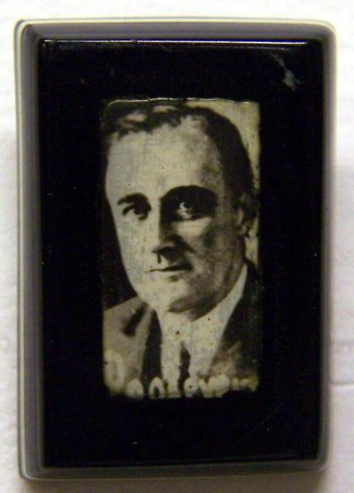 Roosevelt Campaign Pin 1932 All Artifacts Franklin D Roosevelt Presidential Library And Museum
