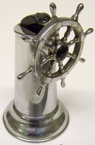 Ship's Wheel Cigarette Lighter