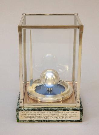 Trylon and Perisphere Model
