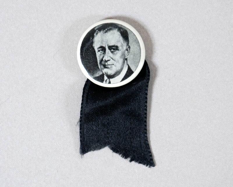 Franklin D. Roosevelt Commemorative Button