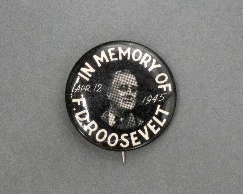 Franklin D. Roosevelt Commemorative Button
