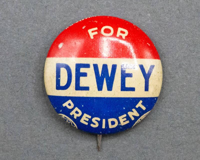 1944 DEWEY FOR PRESIDENT Portrait Black White CELLULOID 3/4" Button Pin FDR 