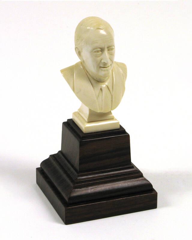 Franklin D. Roosevelt Miniature Bust