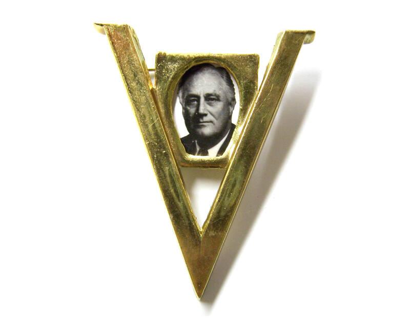 Roosevelt Campaign Pin, 1944
