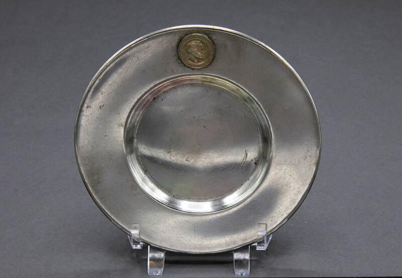 Franklin D. Roosevelt Medallion Ashtray