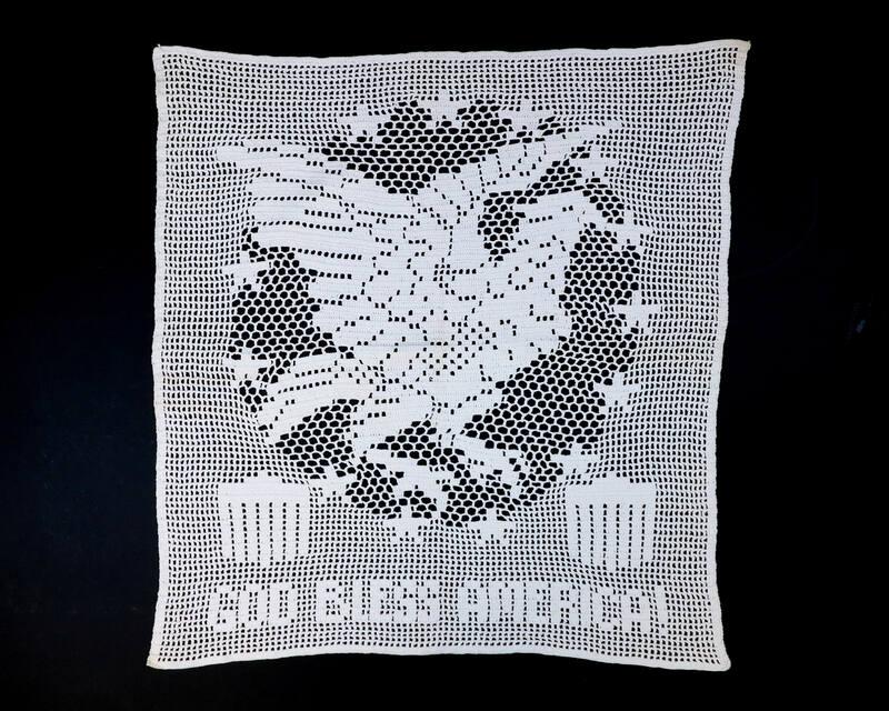Patriotic Eagle Table Cover