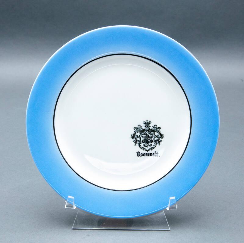 Rho Dendra Bread and Butter Plate