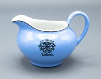 Rho Dendra Creamer