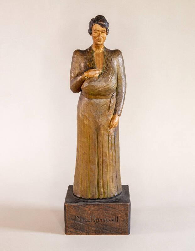 Eleanor Roosevelt Statuette